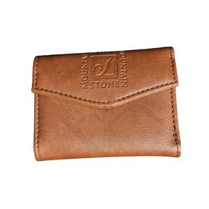Nice men  Stone Mountain Faux Leather Wallet brown snap closure Good Condition